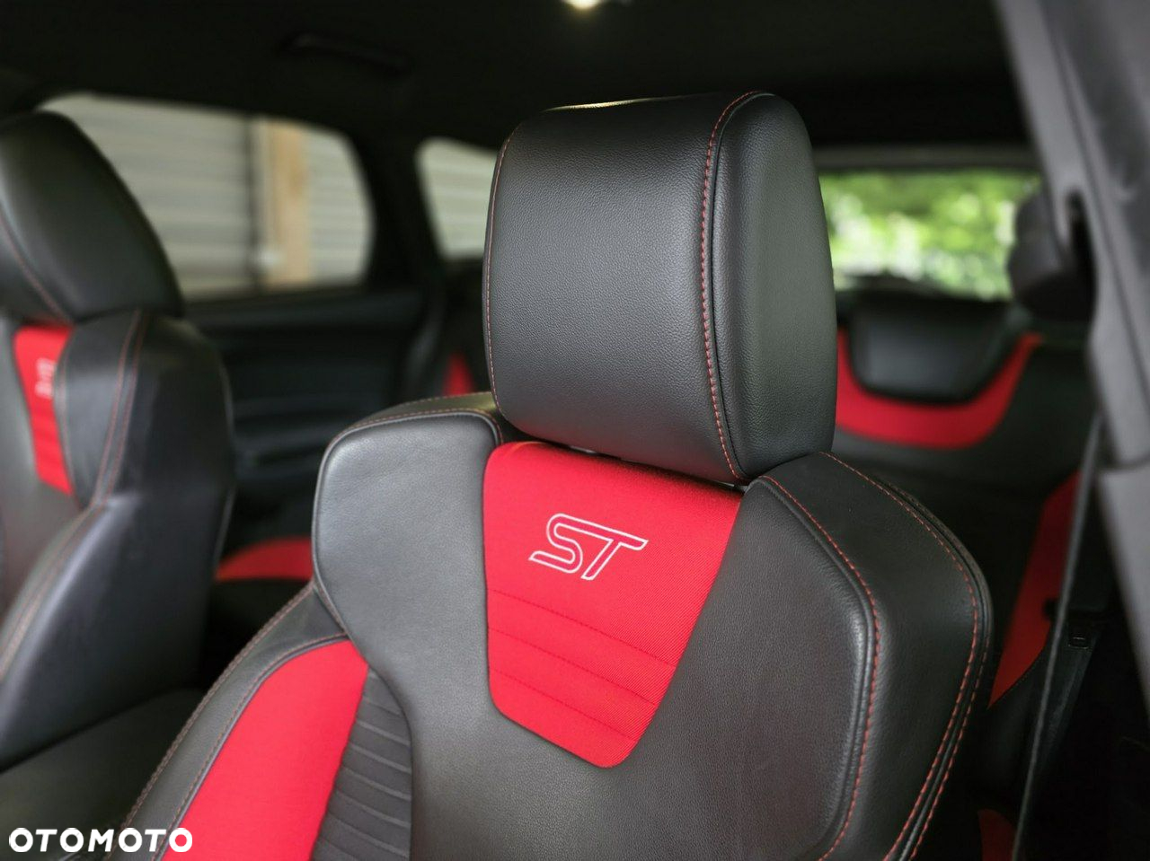 Ford Focus 2.0 EcoBoost ST - 21