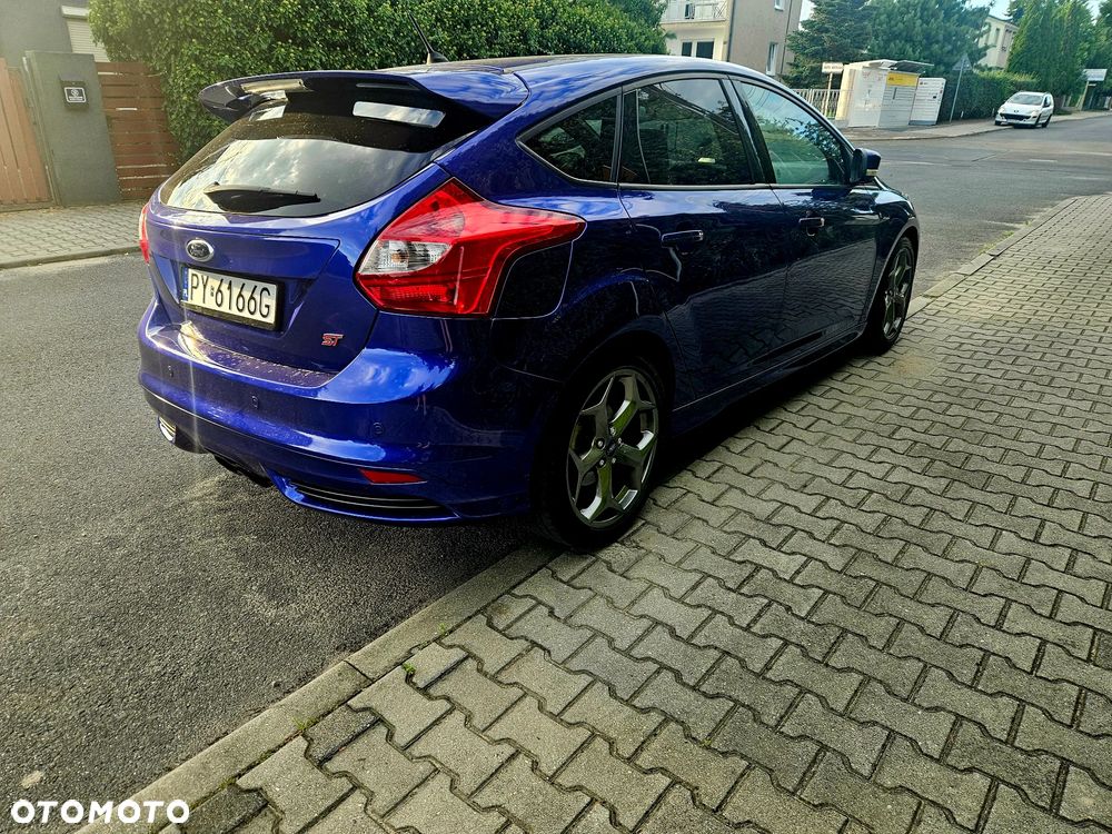 Ford Focus ST - 3