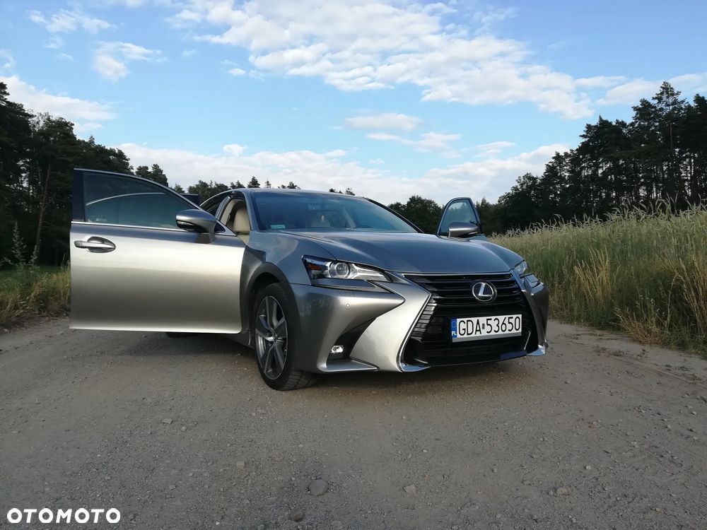 Lexus GS - 9