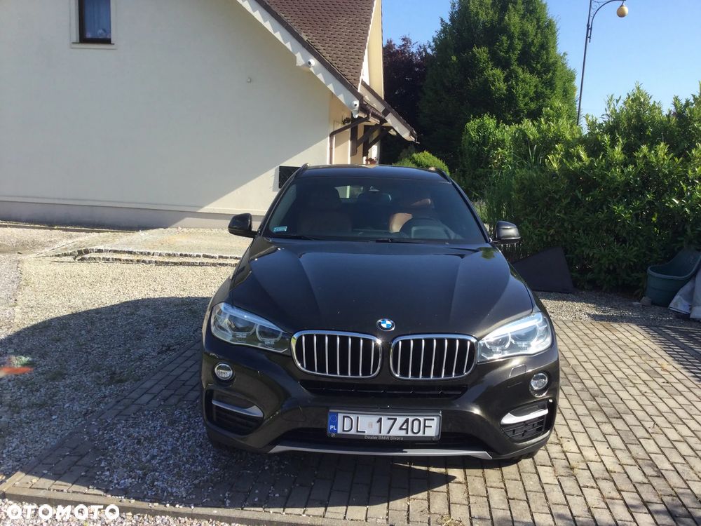 BMW X6 2015 photo 2