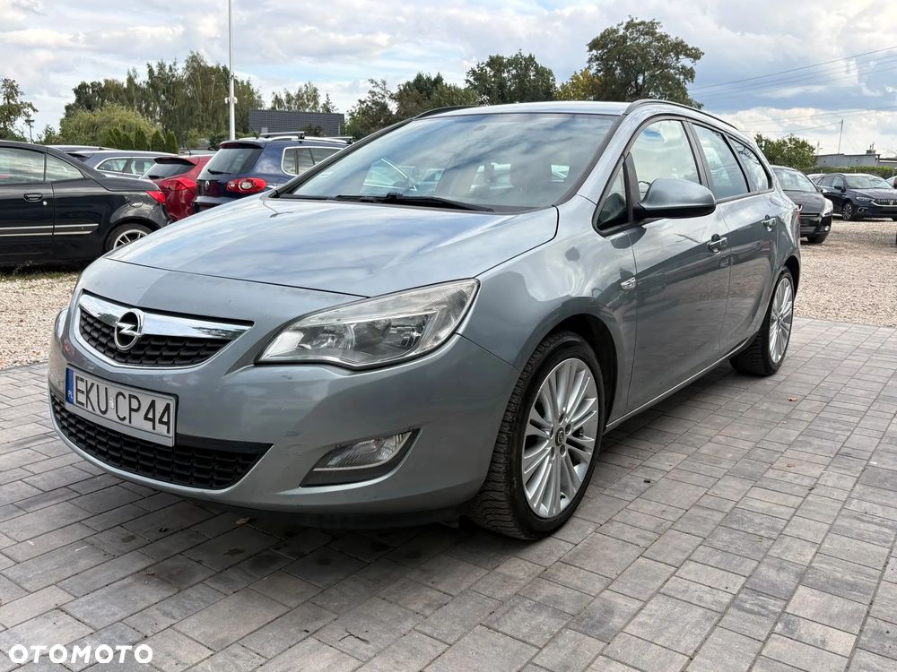 Opel Astra 1.7 CDTI Cosmo - 3