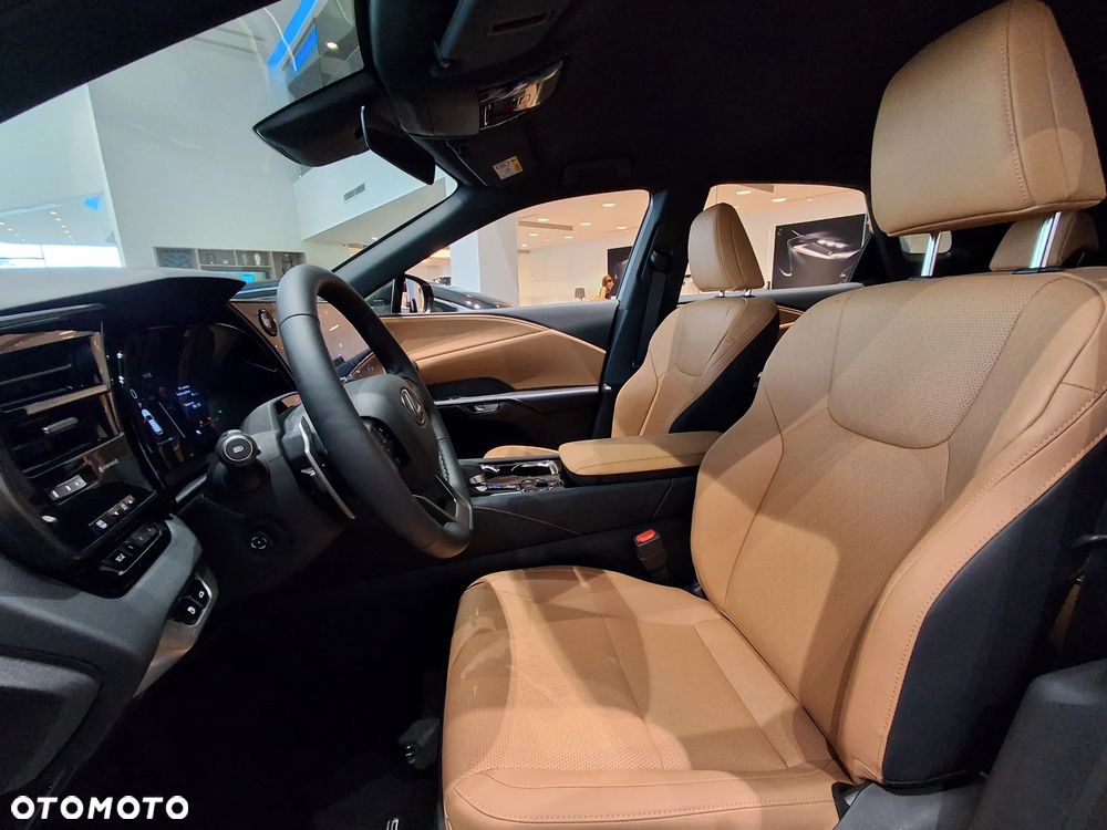 Lexus RX 450h+ Prestige - 12