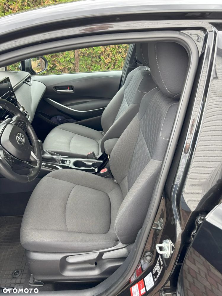 Toyota Corolla 1.8 Hybrid Active - 12