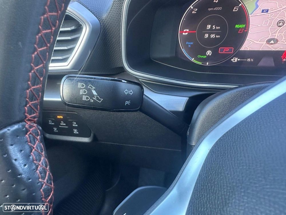 SEAT Leon 1.4 e-Hybrid FR DSG - 32