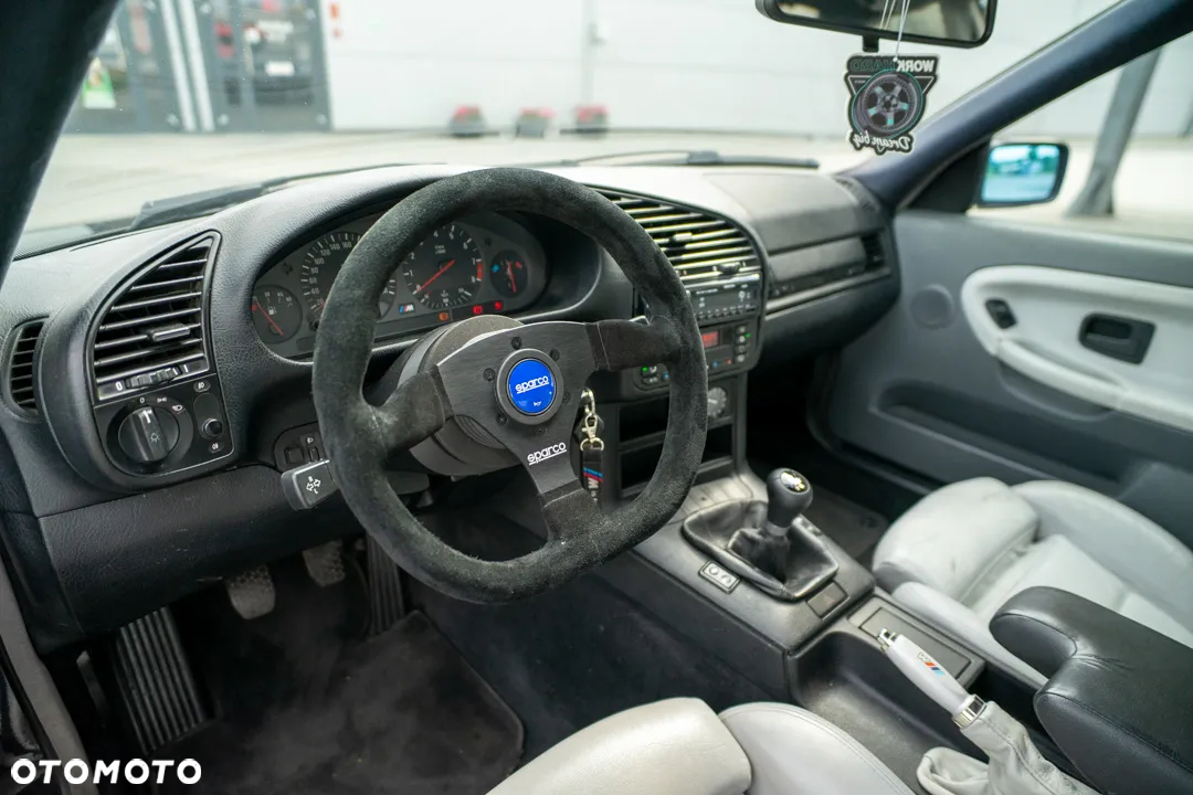 BMW Seria 3 - 22