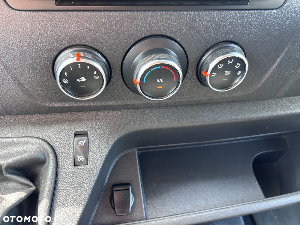 Renault Master - 20
