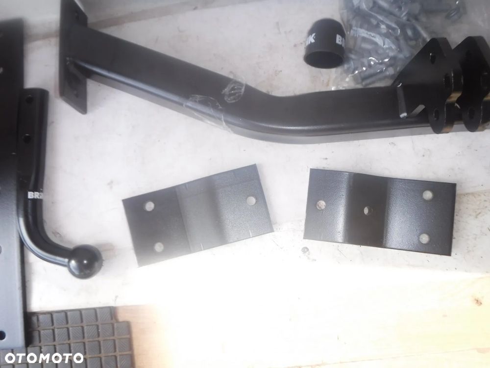 hyundai h300 h1 hak holowniczy nowy brink - 7