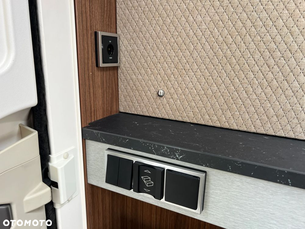 Hymer-Eriba B690 - 31