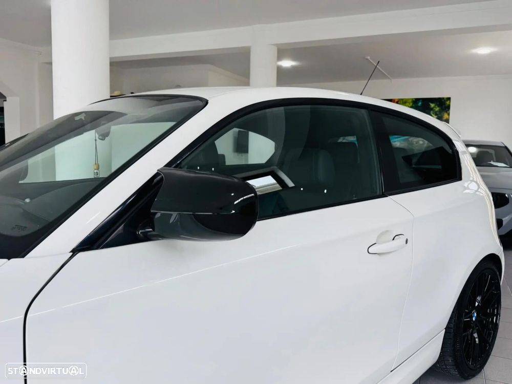 BMW 118 d Pack M - 3