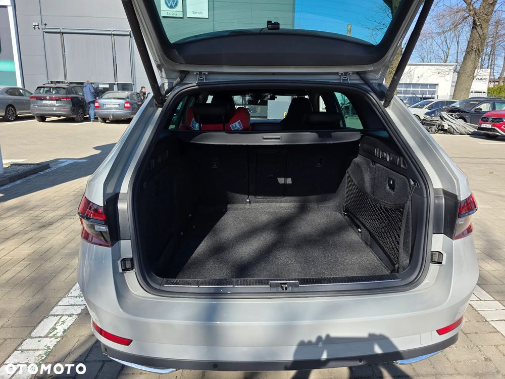 Skoda Superb 2.0 TSI Sportline DSG - 12