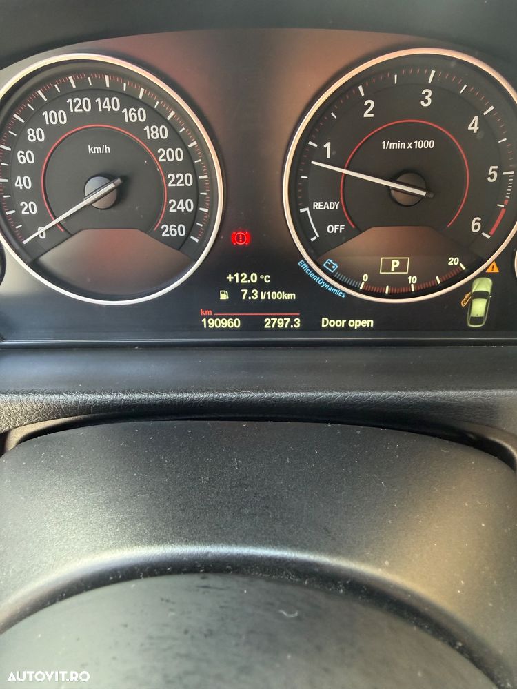BMW Seria 3 320d xDrive DPF Aut. - 15