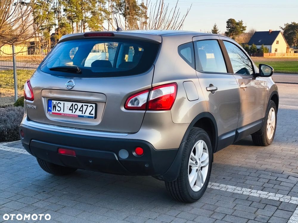 Nissan Qashqai - 10