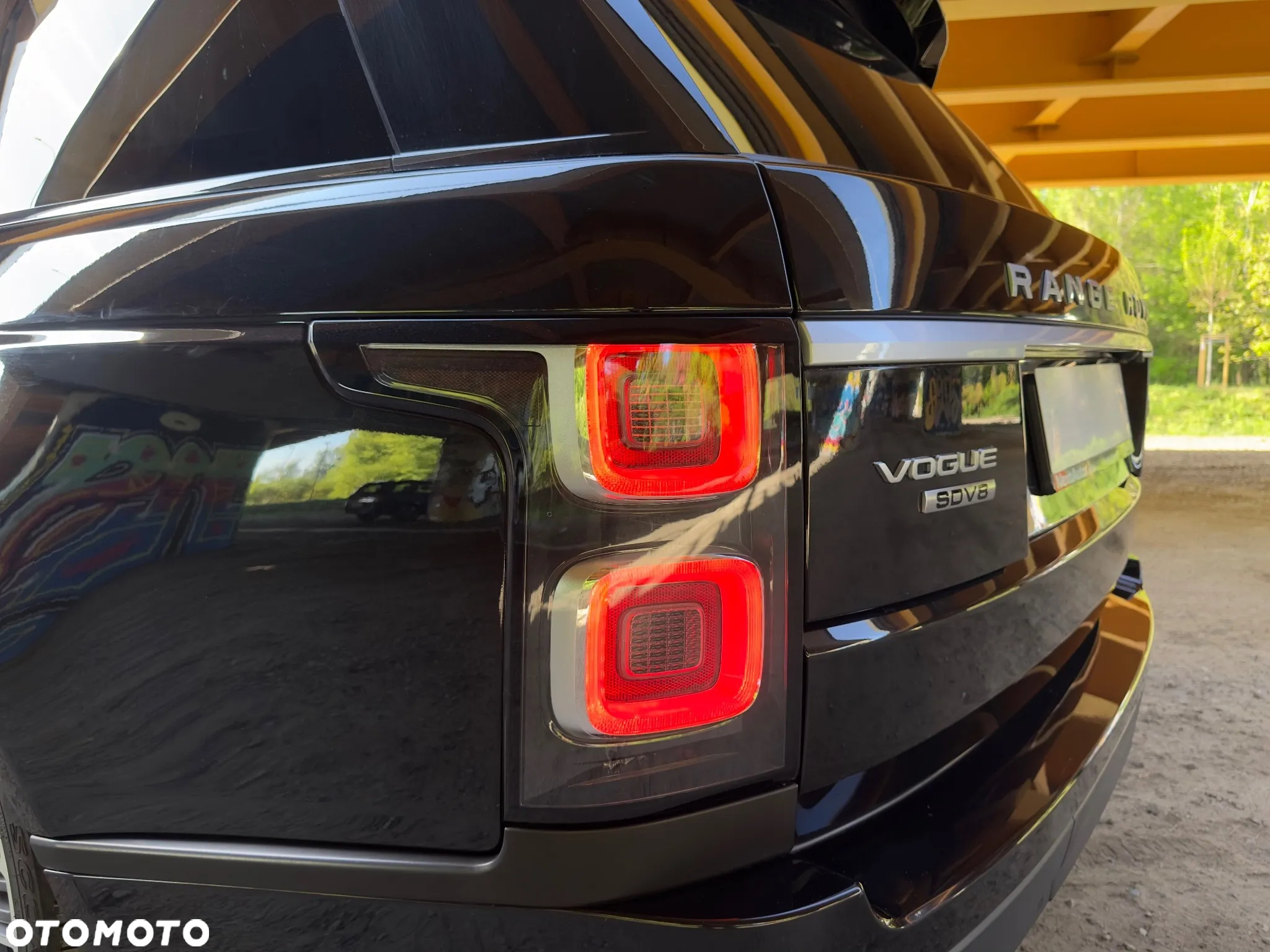 Land Rover Range Rover 4.4SD V8 Vogue - 12