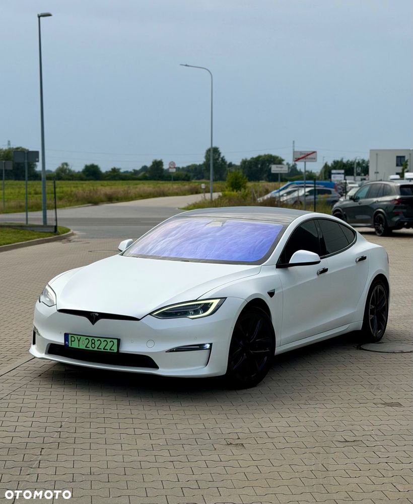 Tesla Model S - 2