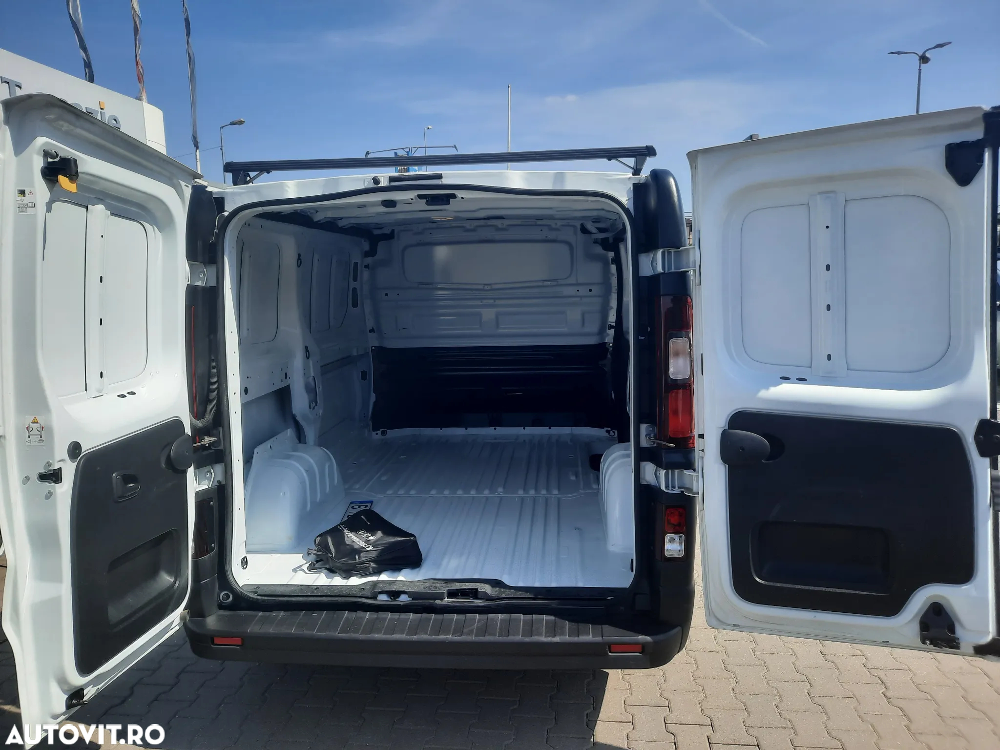 Renault TRAFIC Furgon L1H1 - 6