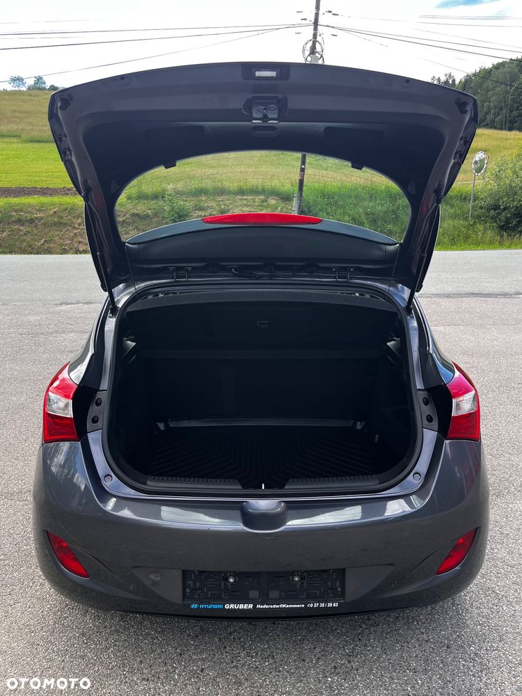 Hyundai i30 1.4 Classic + - 9