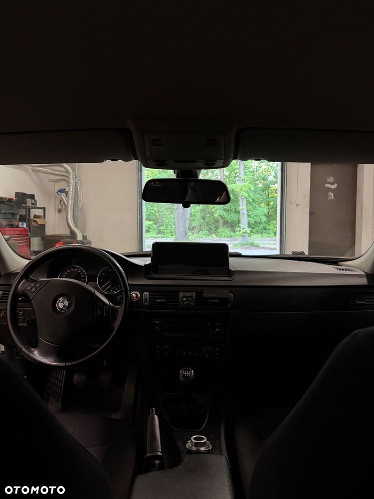 BMW Seria 3 - 10