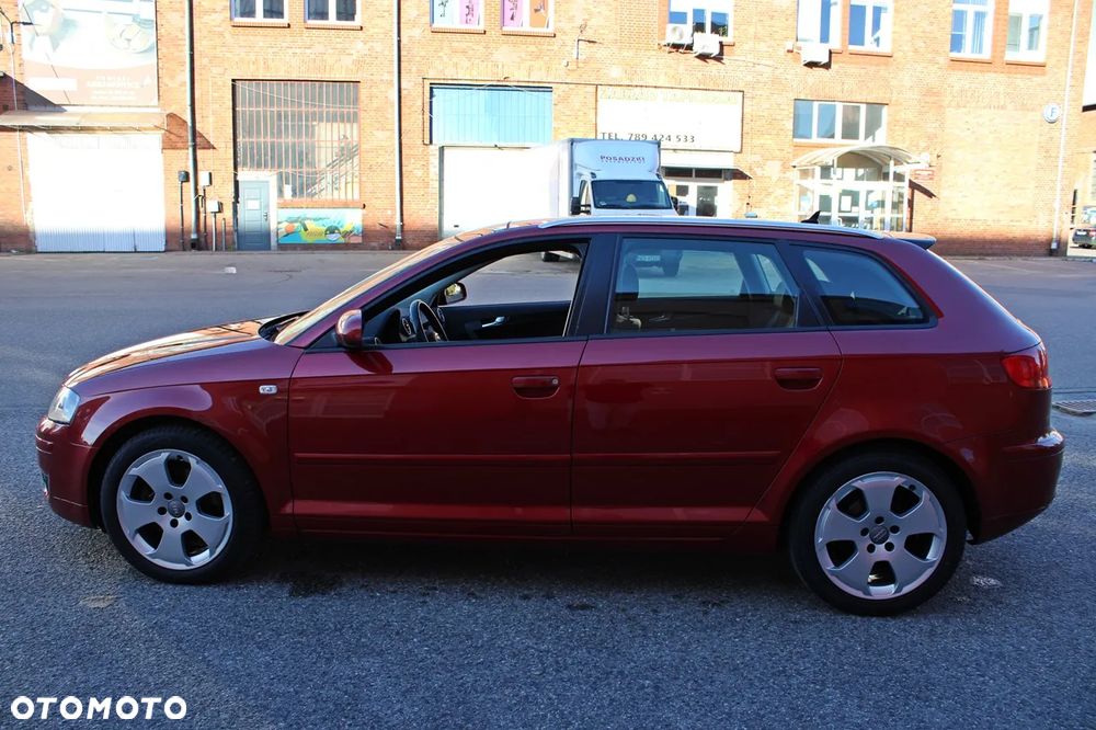 Audi A3 Sportback 2.0 TDI DPF S tronic Ambition - 4