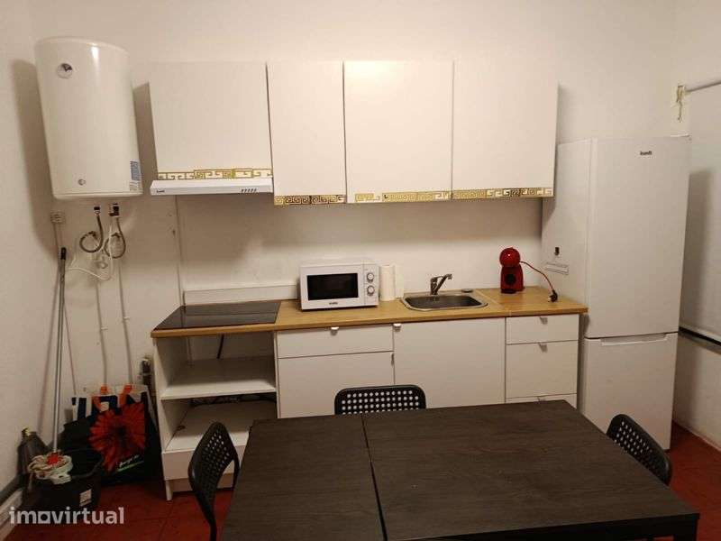 Apartamento T2 Renovado em Santa Clara, Coimbra – A 2 minutos do Lidl - Grande imagem: 3/8