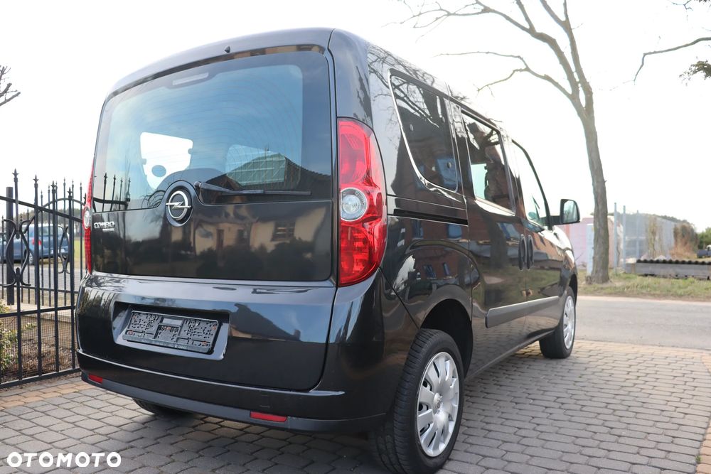 Opel Combo - 11