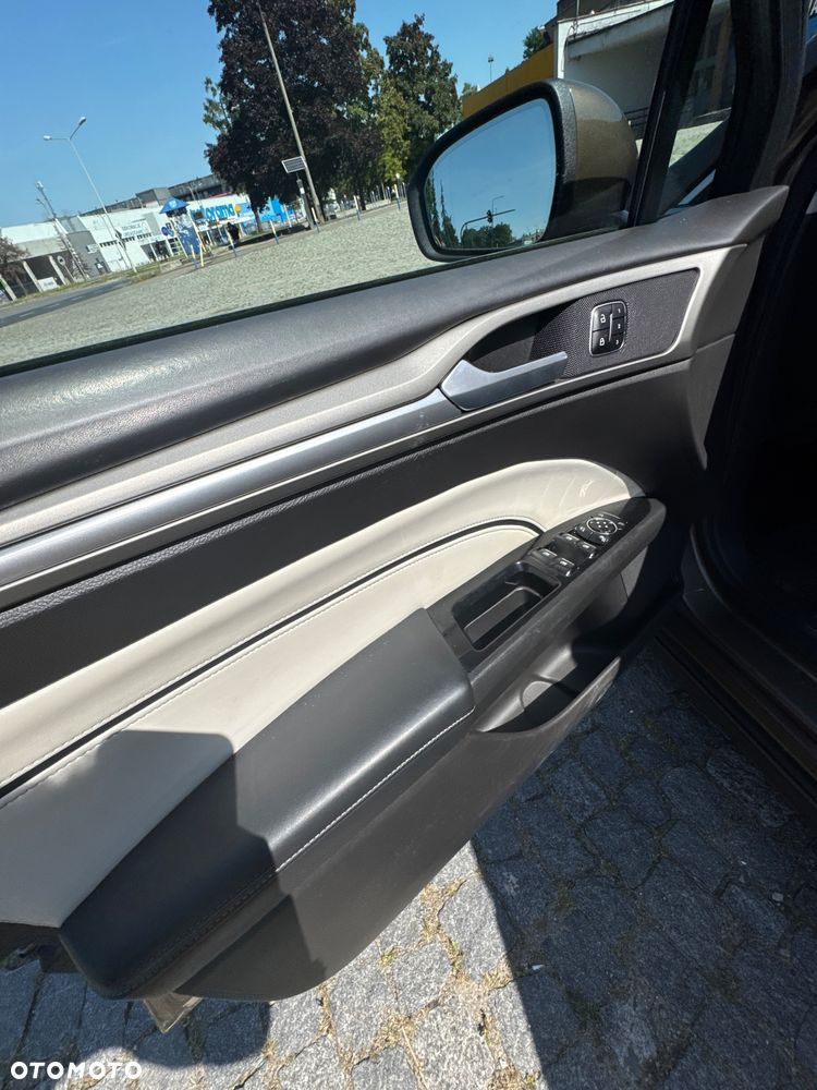 Ford Mondeo Vignale 2.0 TDCi PowerShift - 25