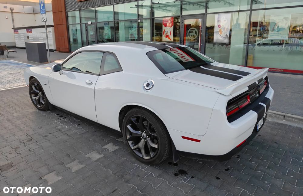 Dodge Challenger Automatik R/T Plus - 10