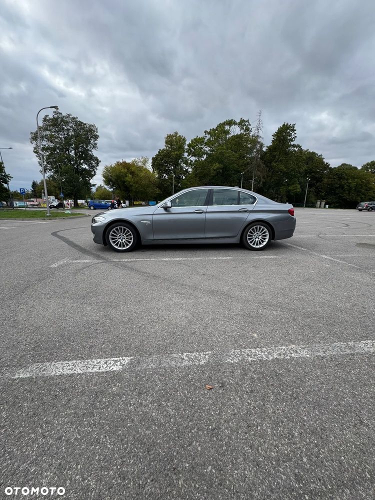 BMW Seria 5 535i xDrive - 4