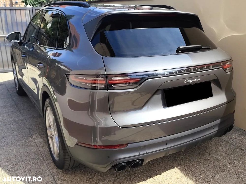 Porsche Cayenne Tiptronic S - 17