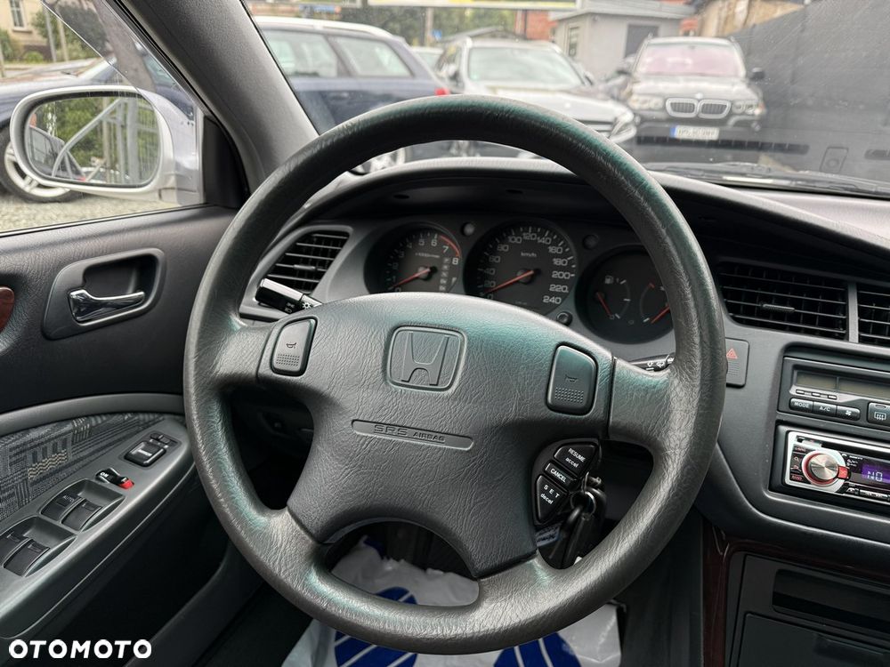 Honda Accord 2.0 ES - 25