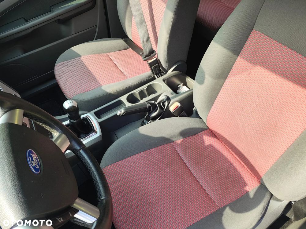Ford Focus 1.6 TDCi Trend - 6