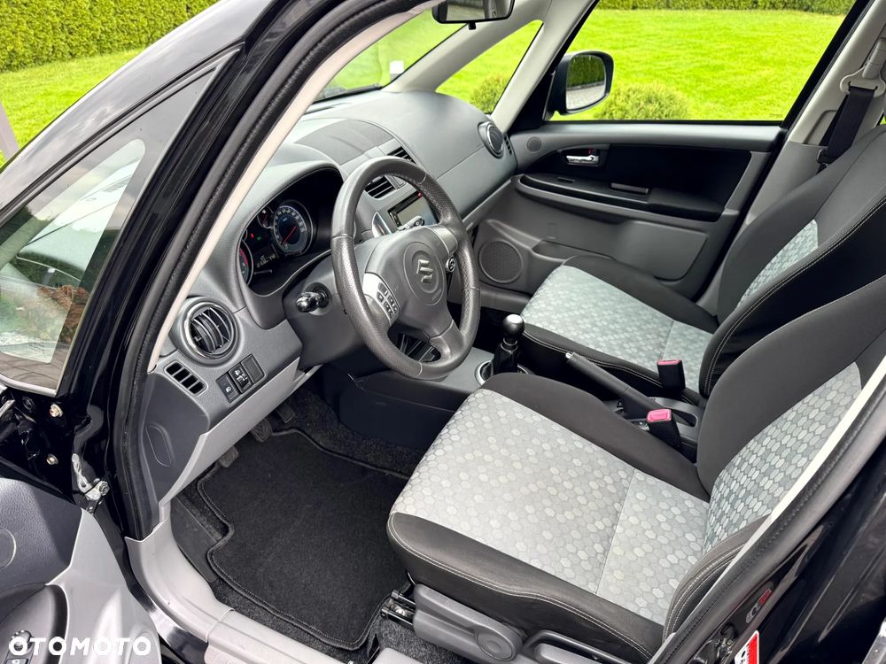 Suzuki SX4 - 9