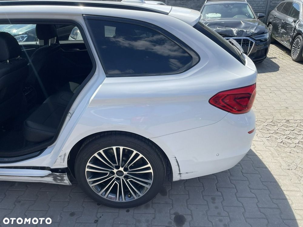 BMW Seria 5 520d xDrive Sport Line - 8