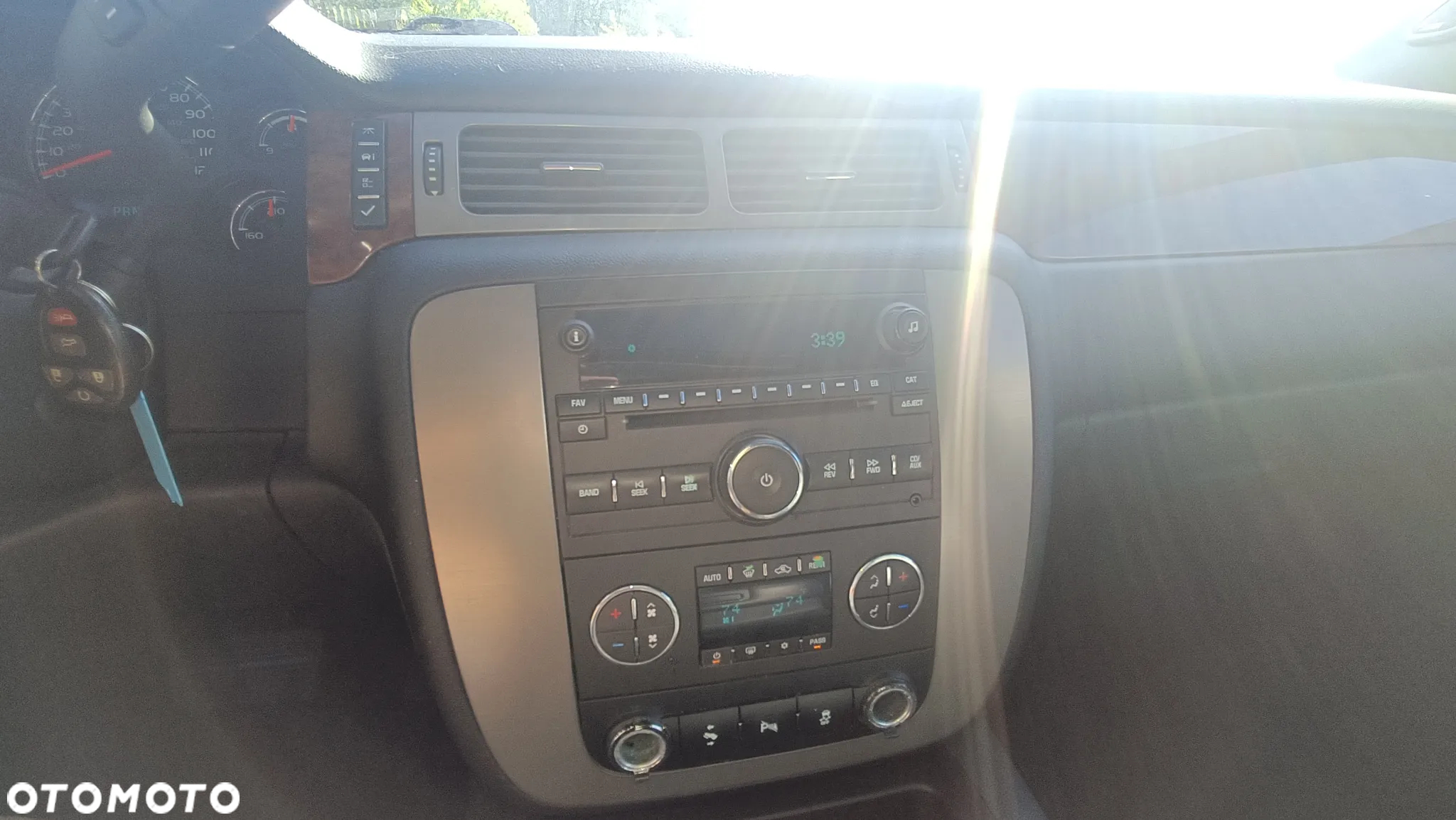 GMC Yukon - 36