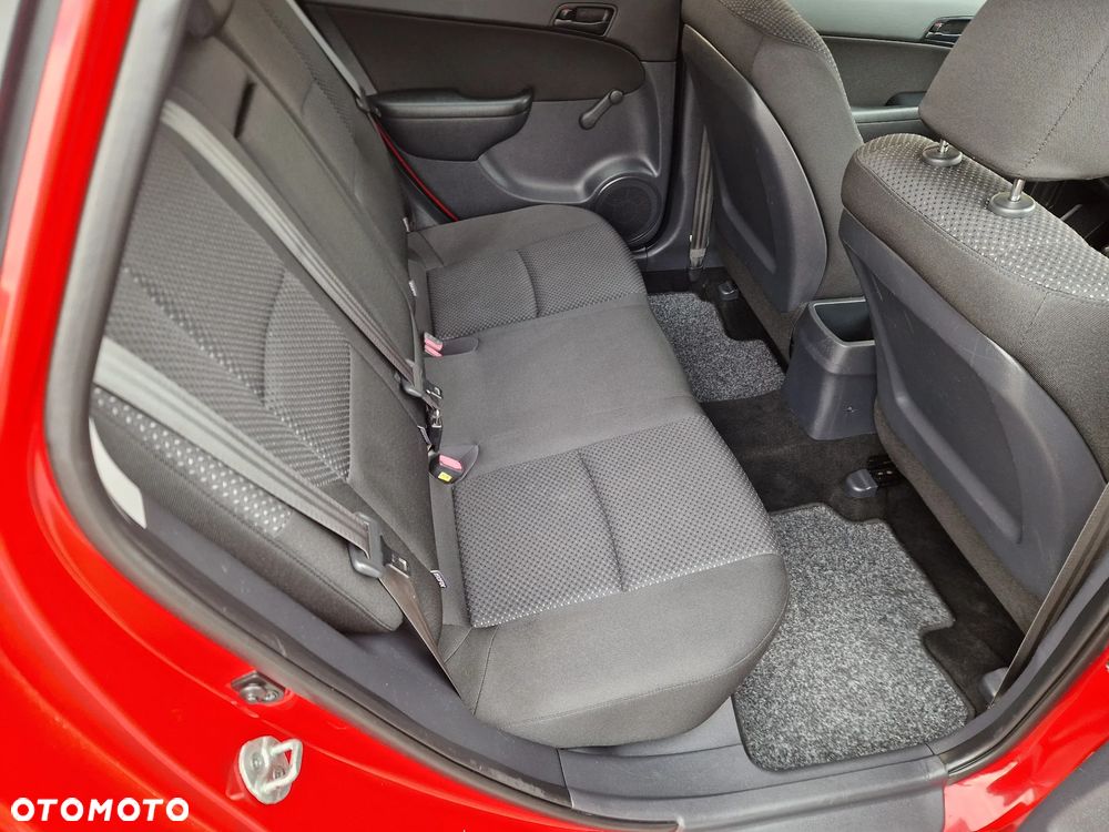 Hyundai i30 1.6 CRDi Comfort - 16