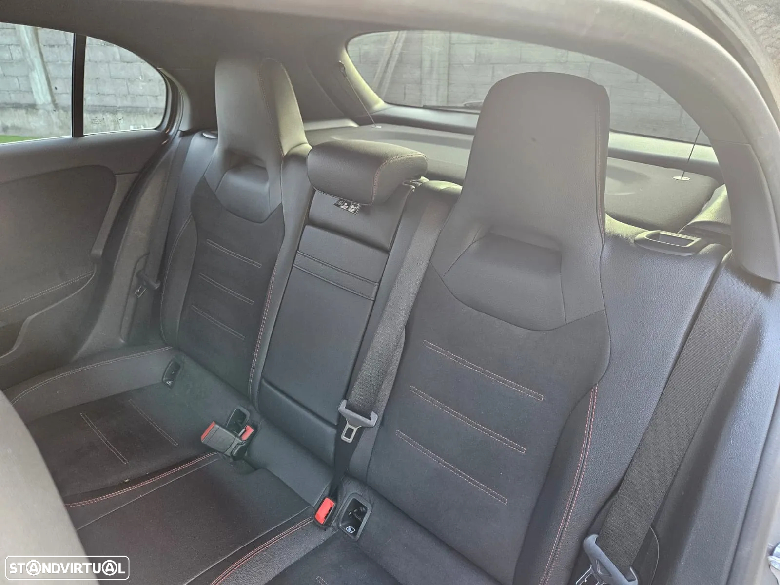 Mercedes-Benz A 180 d 7G-DCT AMG Line - 5
