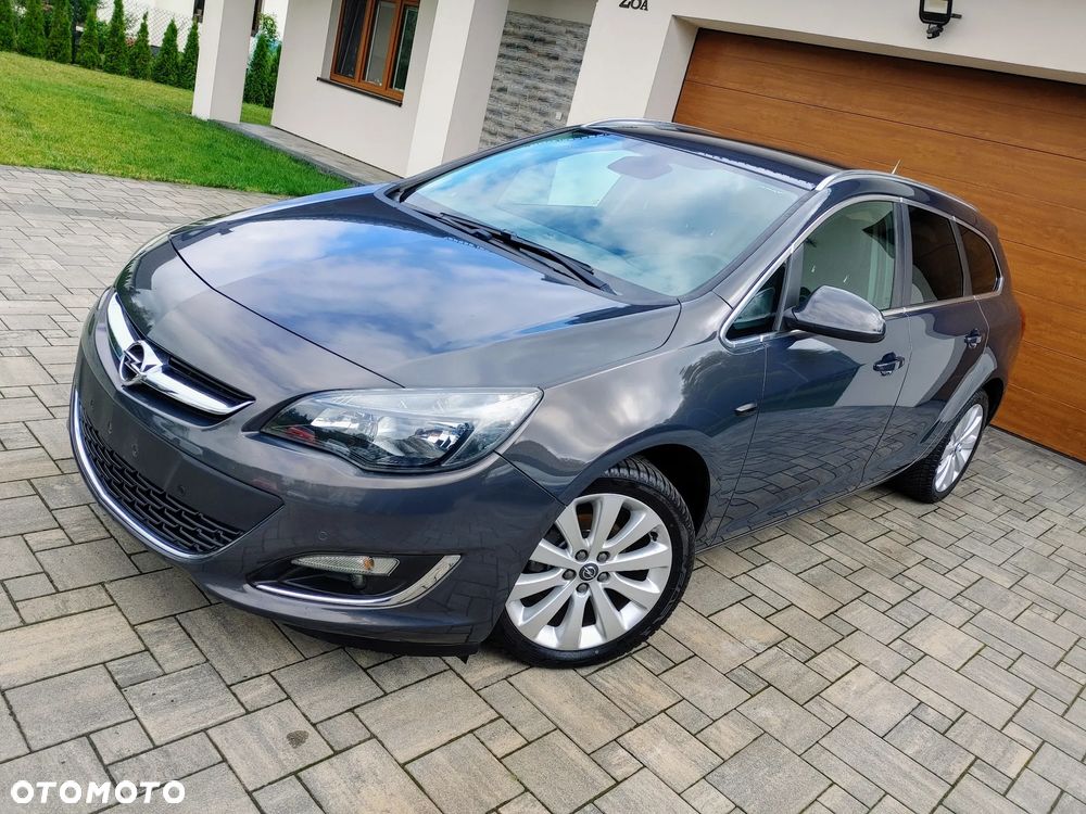 Opel Astra 1.4 Turbo Cosmo - 1