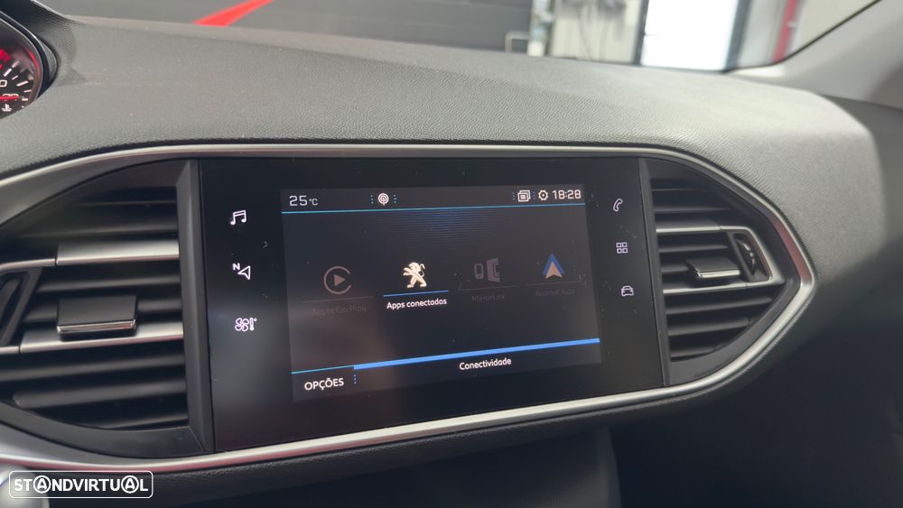 Peugeot 308 1.2 PureTech Allure Full LED - 26