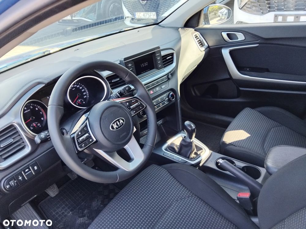 Kia Ceed - 15