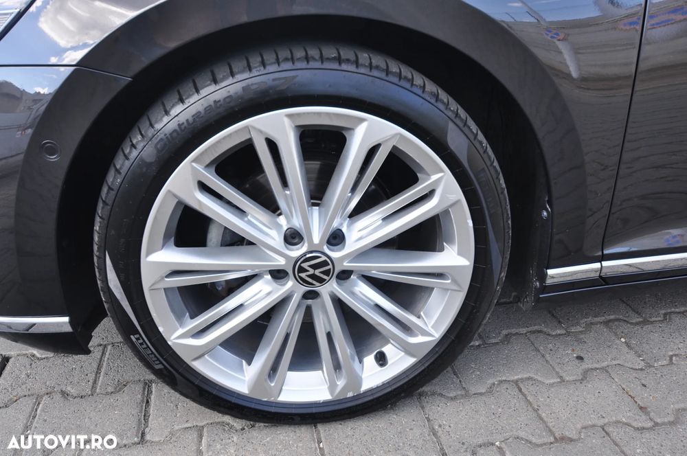 Volkswagen Passat 2.0 TDI SCR DSG Business - 13
