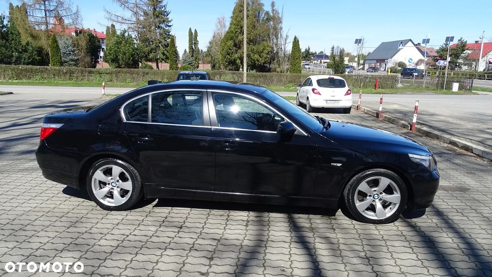 BMW Seria 5 525d - 6