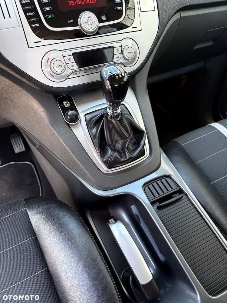 Ford Kuga 2.0 TDCi Titanium - 23