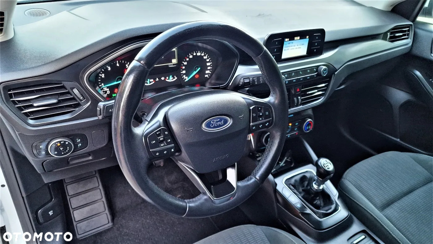 Ford Focus 1.0 EcoBoost Active Business - 9