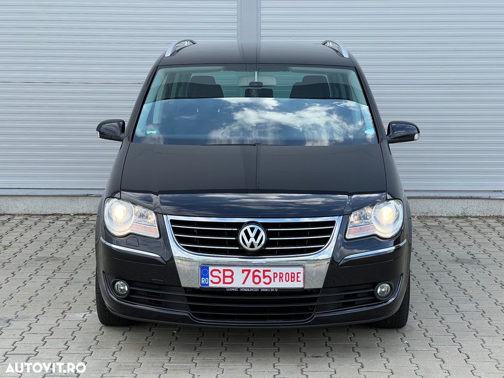 Volkswagen Touran 2.0 TDI Comfortline - 4