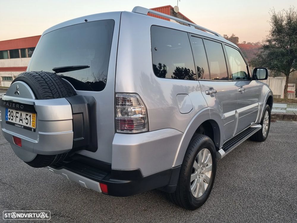 Mitsubishi Pajero 3.2 DI-D Intense CA - 8