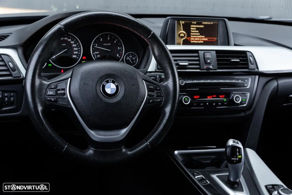 BMW 318 d Auto Line Sport - 8