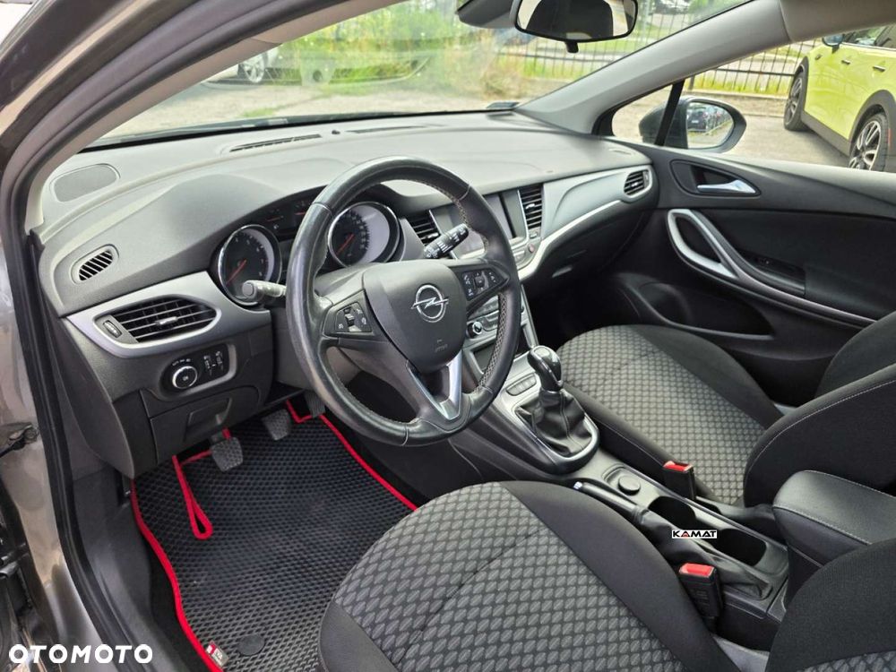 Opel Astra - 4