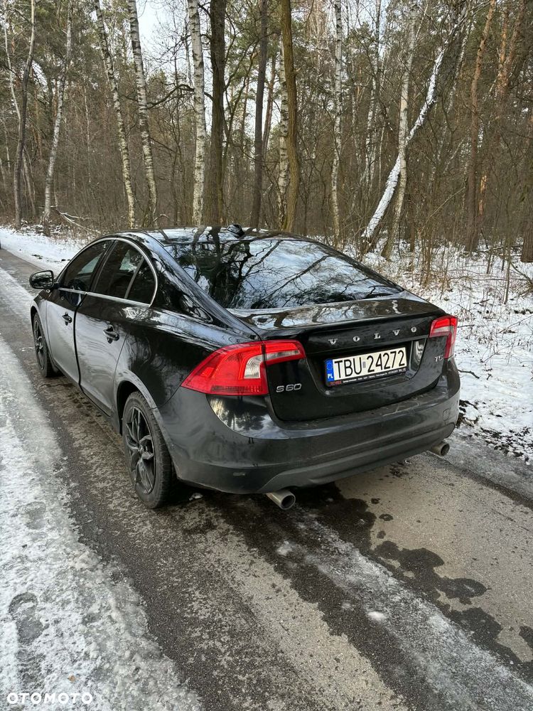 Volvo S60 - 1