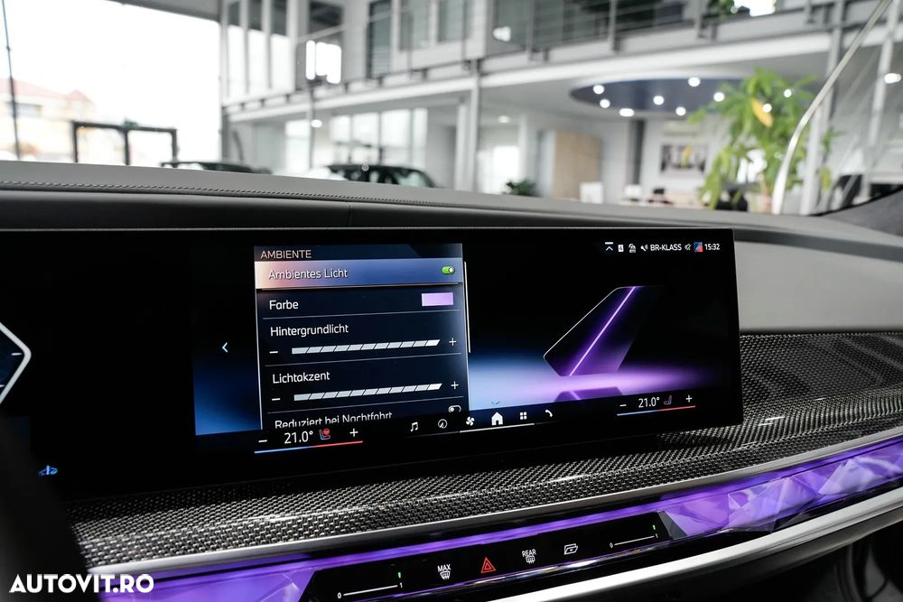 BMW Seria 7 740d xDrive MHEV - 24