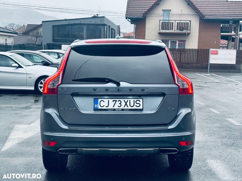 Volvo XC 60 D4 Geartronic Summum - 18