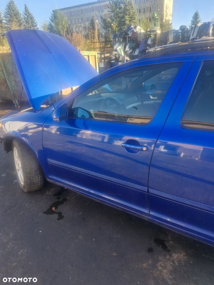 Skoda Octavia II RS (kombi): pojazd na części: maska, zderzak, drzwi, szyby, lusterka, chłodnica ... - 15